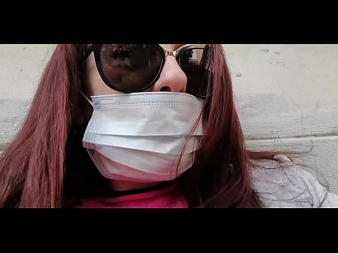 ❤️ Faigheann Nicoletta díoltas ar a comharsa agus pees ina gharáiste (Coraintín Iodálach Speisialta Covid19) ❤❌ Físeán gnéis ag porn % ga.rex-porn-com.ru%